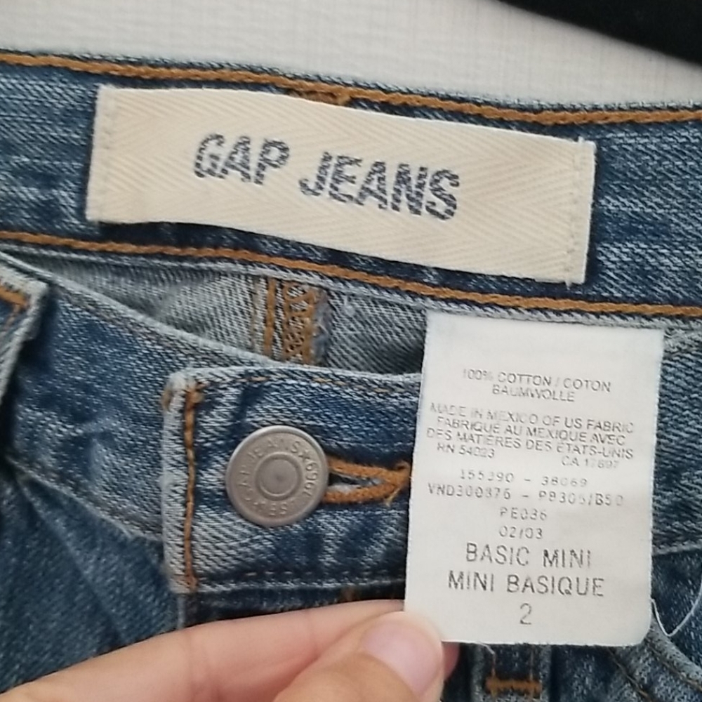Euc Gap Basic Mini, Size 2 - image 2
